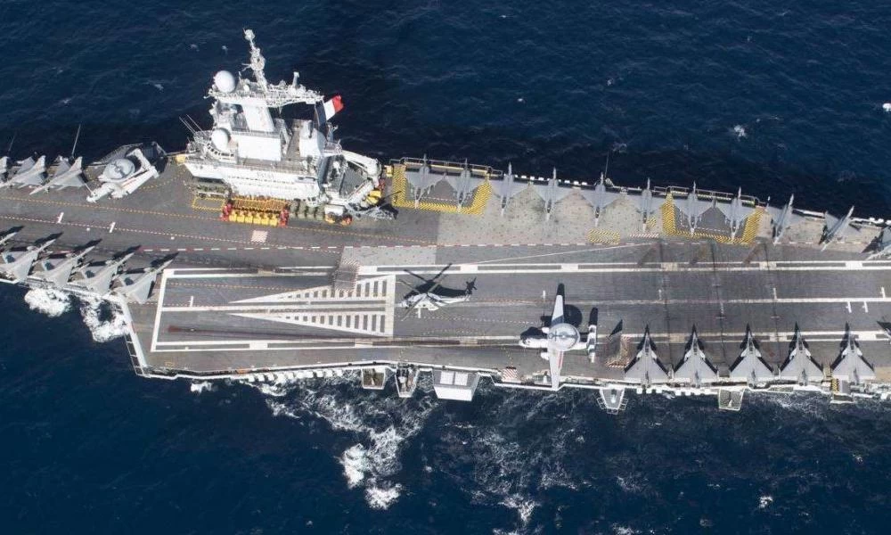 Το Παρίσι αιφνιδιάζει την Άγκυρα: Με εντολή Μακρόν το Charles de Gaulle στην Α. Μεσόγειο